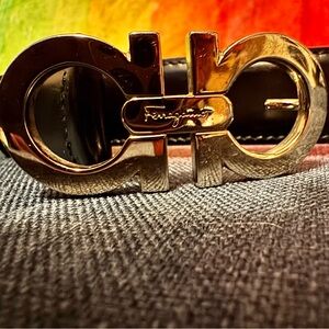 Salvatore Ferragamo Black
Leather Belt 🖤 (90-95cm)